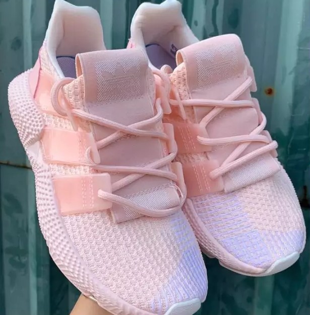 Prophere hồng mang thiết kế ấn tượng